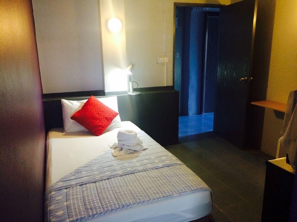 Rooms@Krabi Guesthouse Buitenkant foto